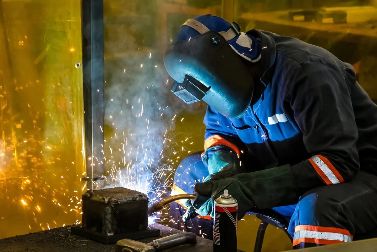 Professional welder — core COGIP certification skill
